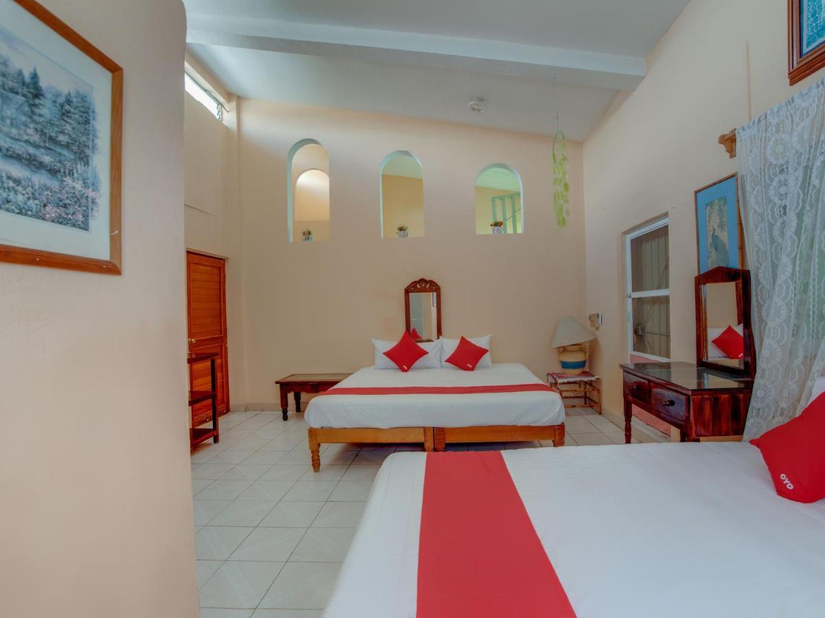 Oyo Hotel Casa Ada 锡瓦塔塔内霍 外观 照片